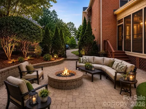 7010 Stanbury Drive Matthews NC 28104