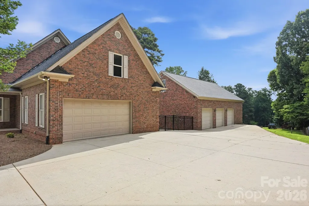 132 Monarch Lane Mooresville NC 28115