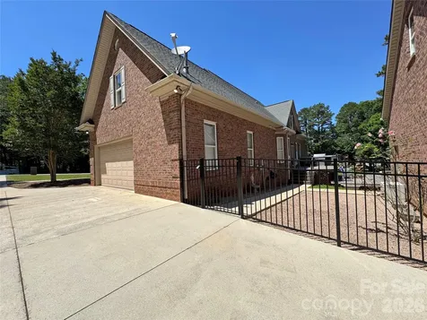 132 Monarch Lane Mooresville NC 28115