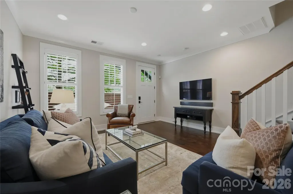 1636 Kenilworth Avenue Charlotte NC 28203