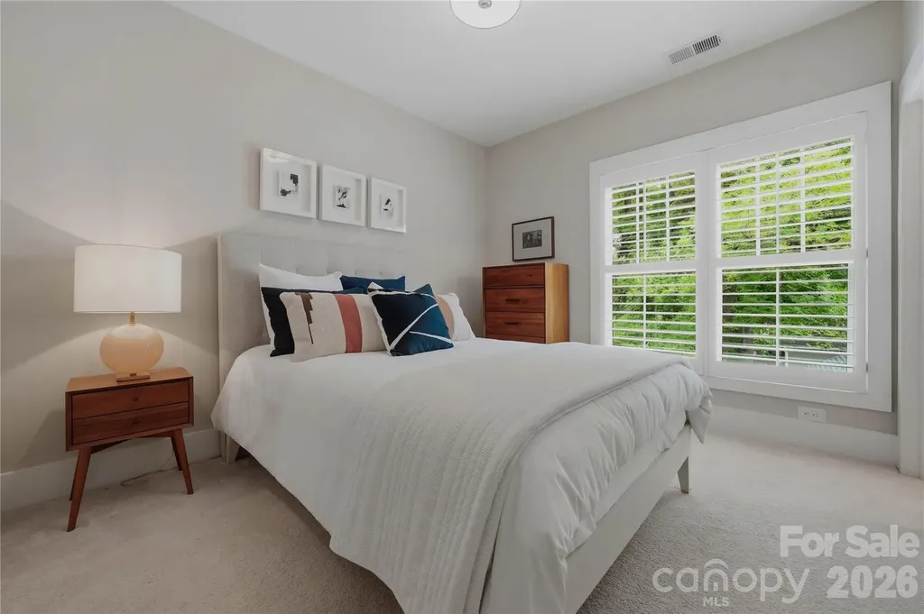 1636 Kenilworth Avenue Charlotte NC 28203