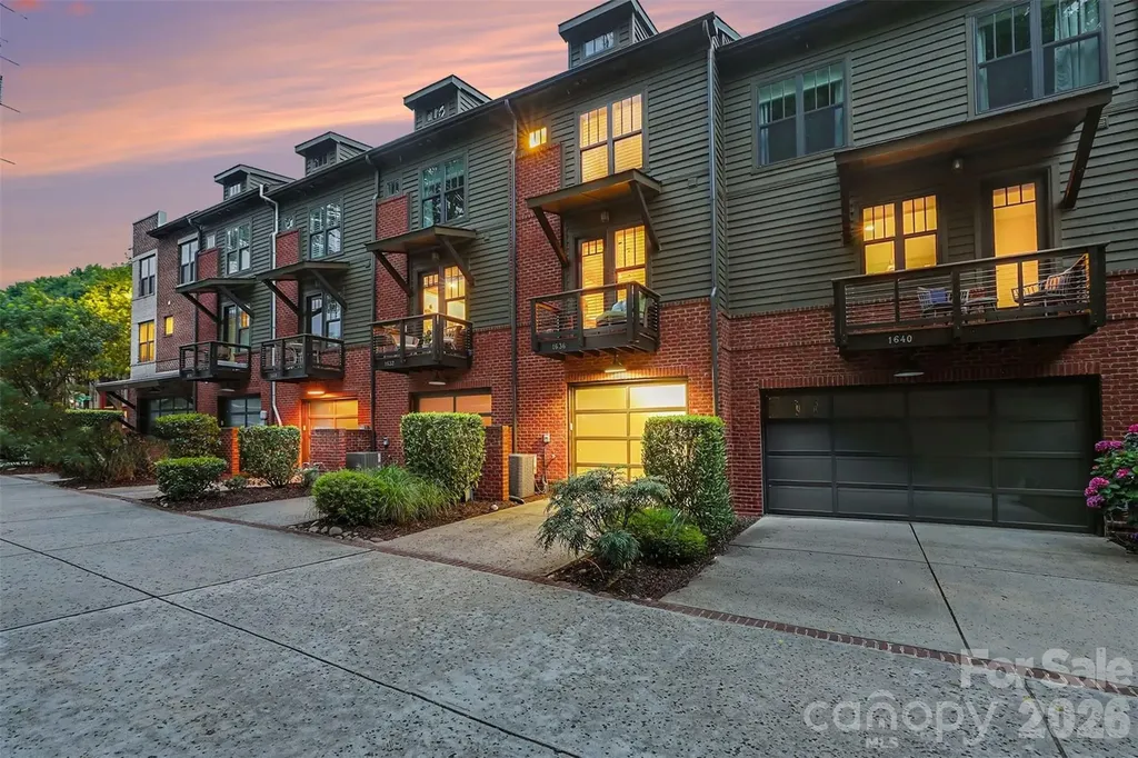 1636 Kenilworth Avenue Charlotte NC 28203