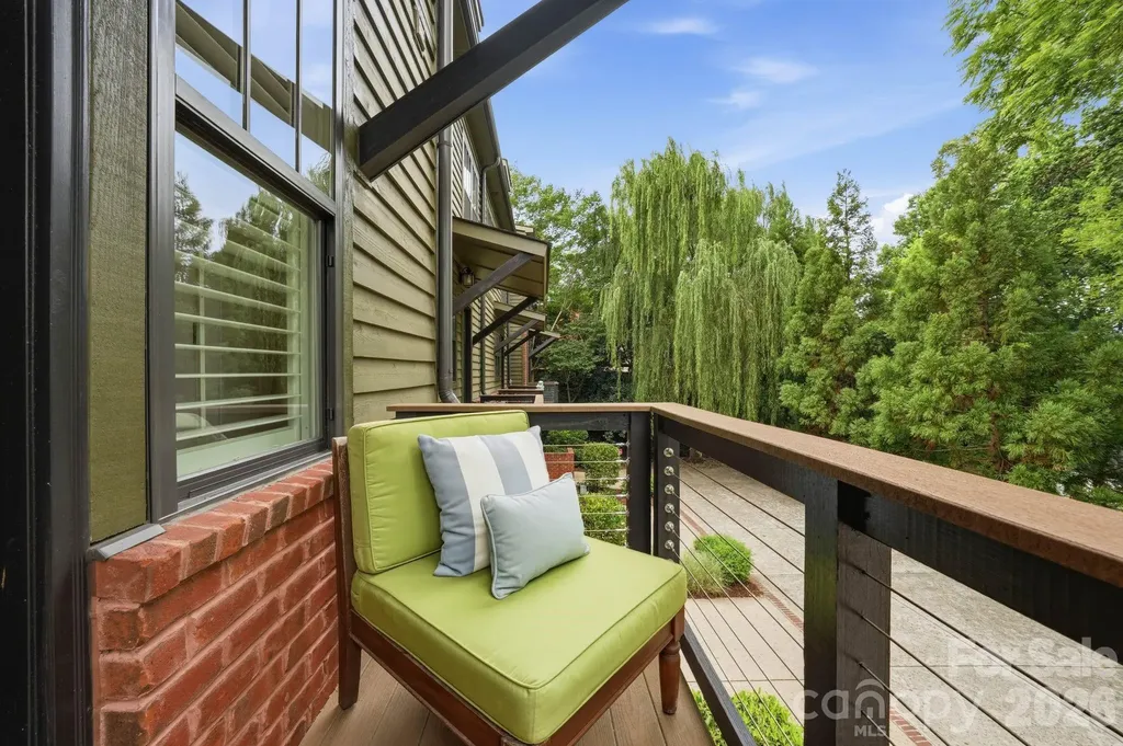 1636 Kenilworth Avenue Charlotte NC 28203