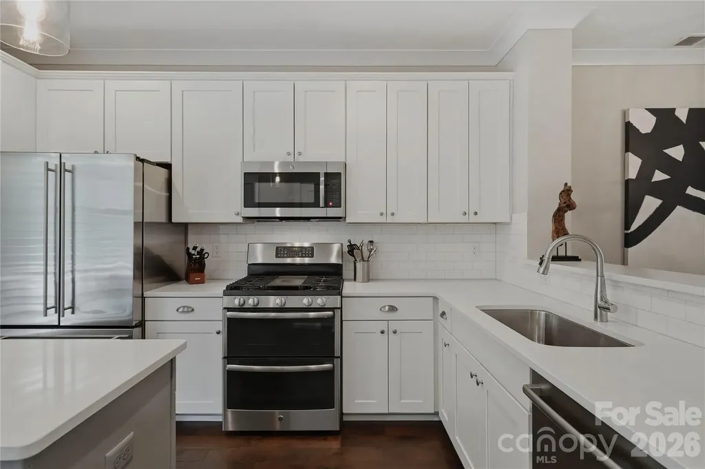 1636 Kenilworth Avenue Charlotte NC 28203