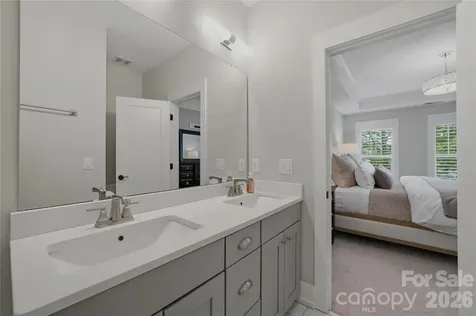 1636 Kenilworth Avenue Charlotte NC 28203