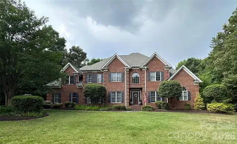 6263 Chamar Circle Kannapolis NC 28081
