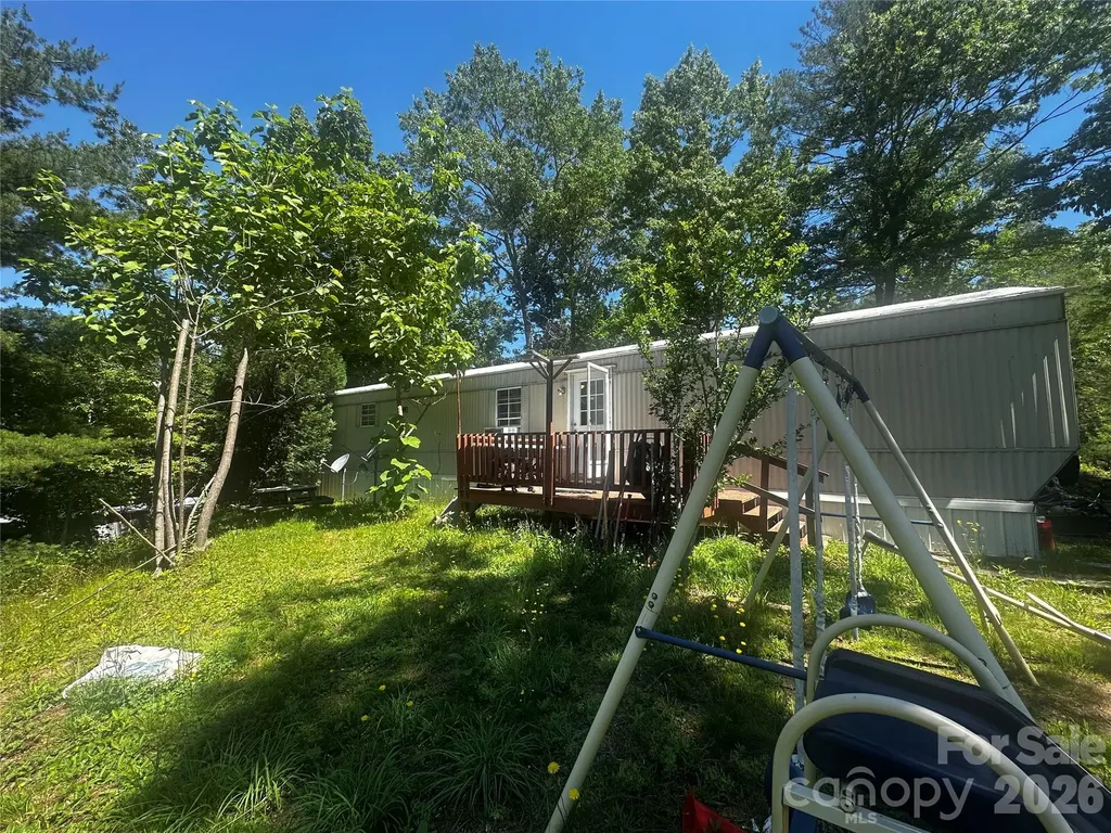 105 Satinwood Drive Burnsville NC 28714