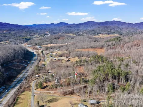 105 Satinwood Drive Burnsville NC 28714