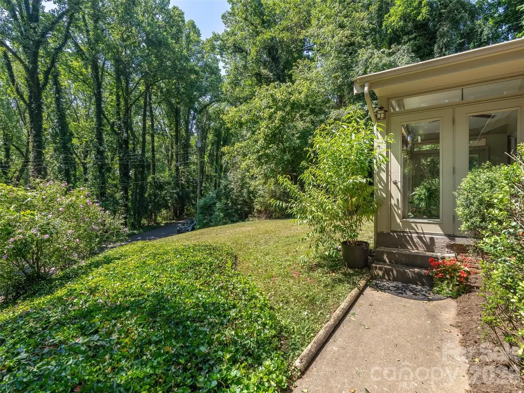 41 Pinehurst Road Asheville NC 28805
