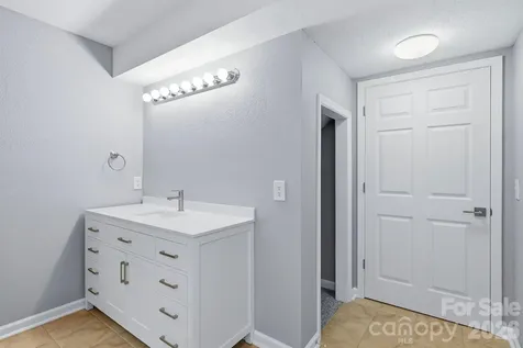 45 Beekeeper Trail Swannanoa NC 28778
