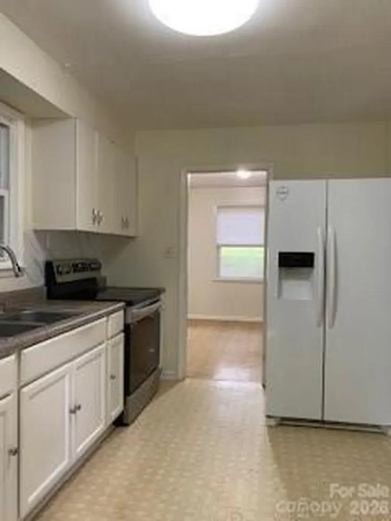 1909 Camp Greene Street Charlotte NC 28208