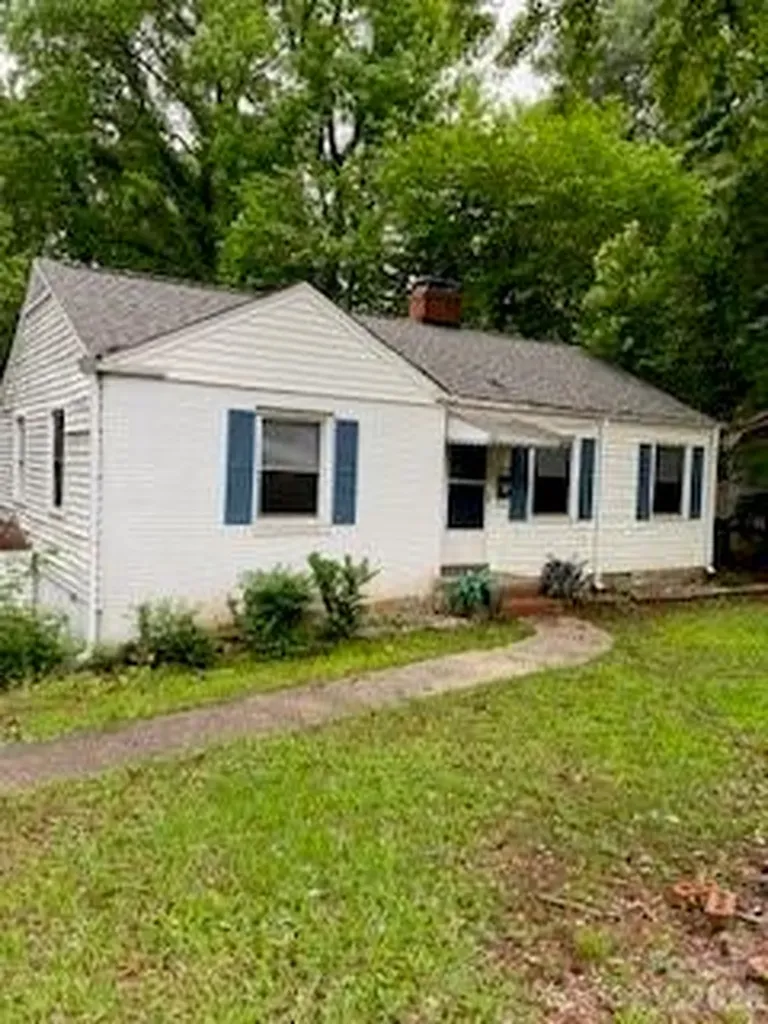 1909 Camp Greene Street Charlotte NC 28208