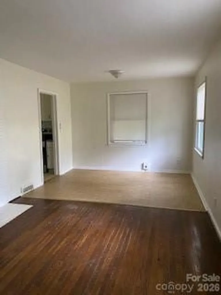 1909 Camp Greene Street Charlotte NC 28208