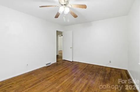 1909 Camp Greene Street Charlotte NC 28208