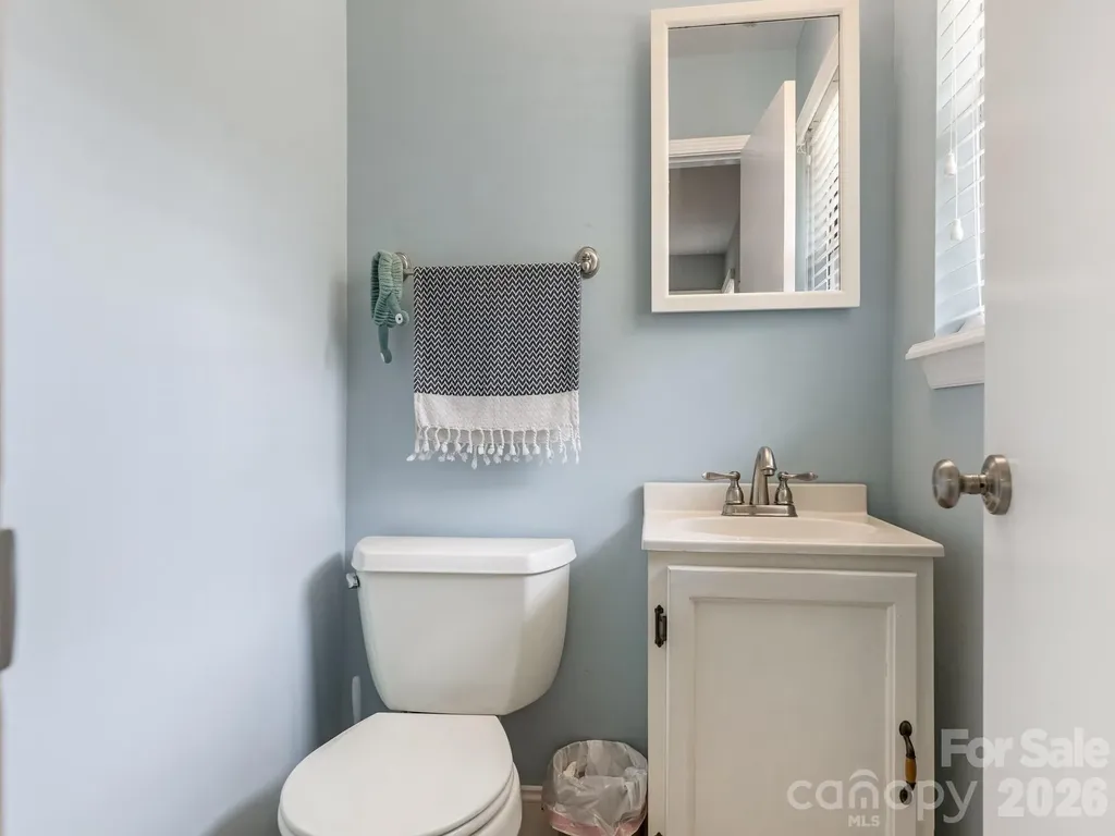 5634 Wedgewood Drive Charlotte NC 28210