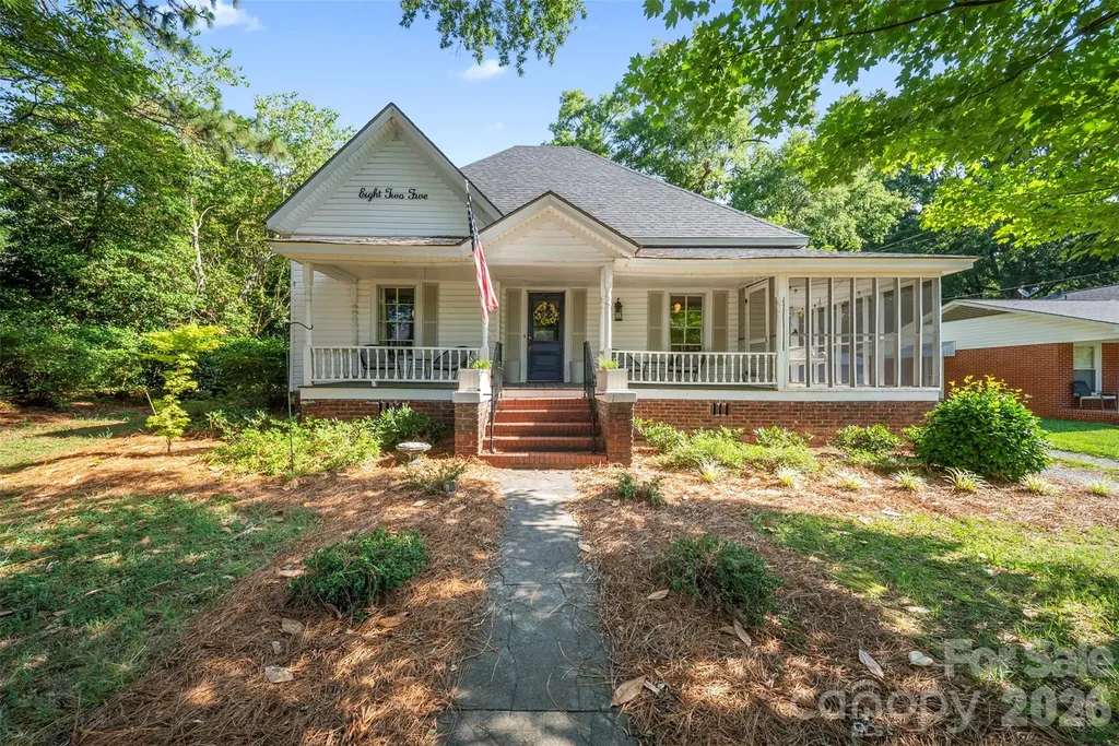 825 Montgomery Avenue Albemarle NC 28001