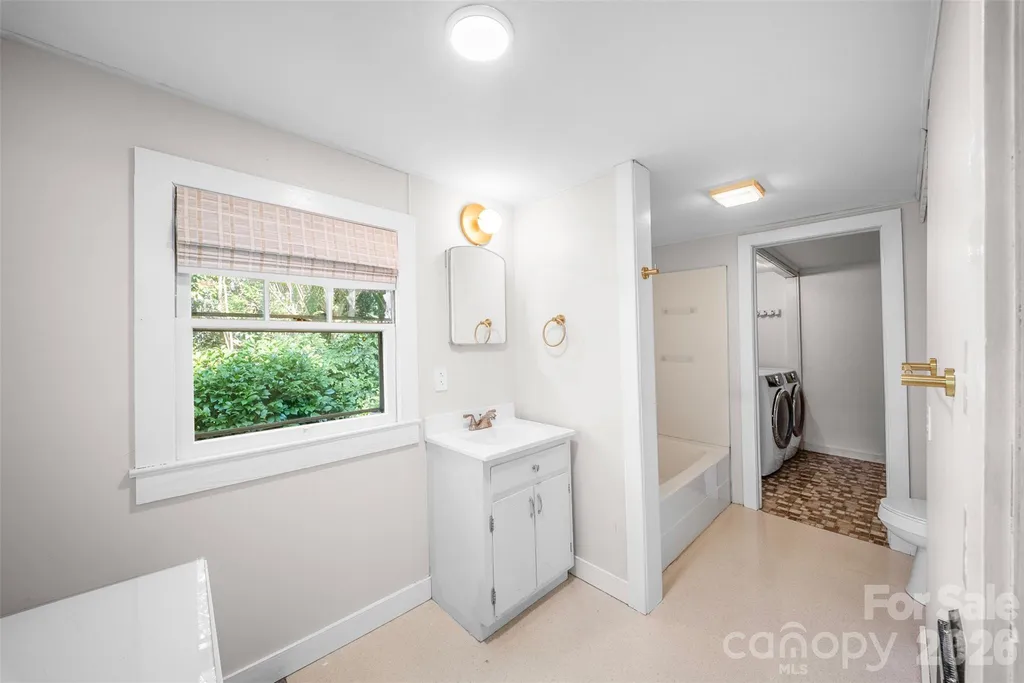 825 Montgomery Avenue Albemarle NC 28001