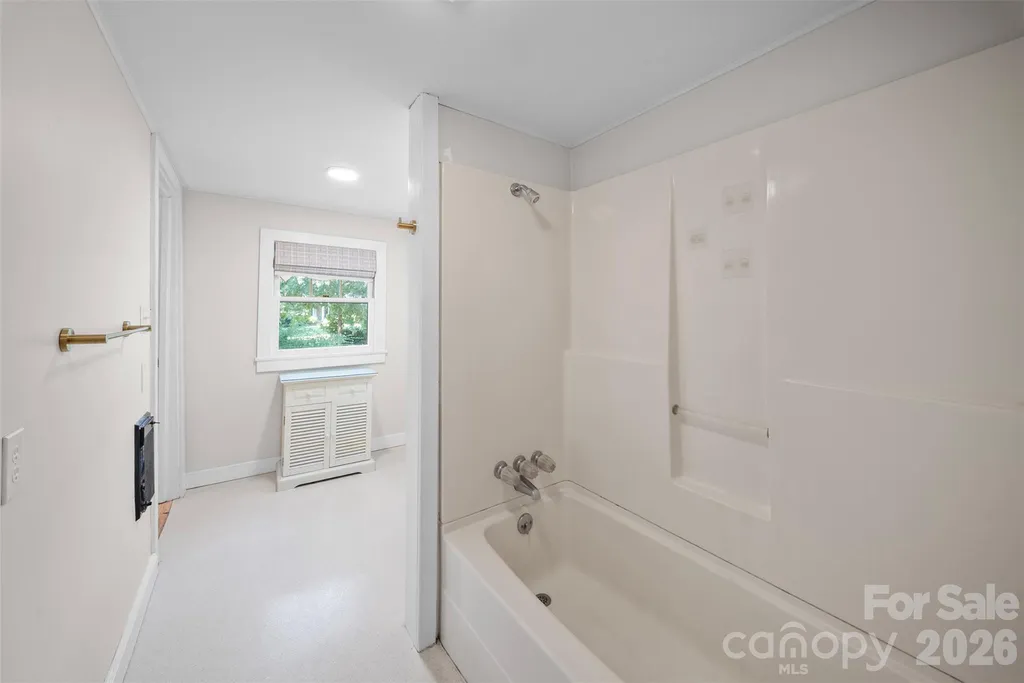 825 Montgomery Avenue Albemarle NC 28001