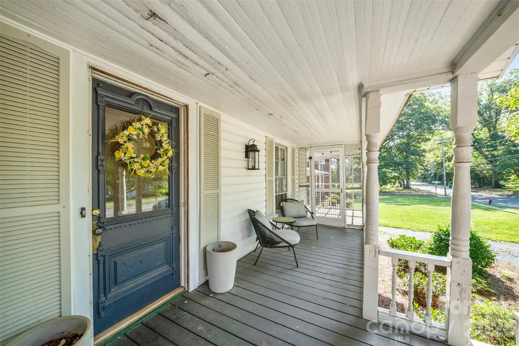 825 Montgomery Avenue Albemarle NC 28001