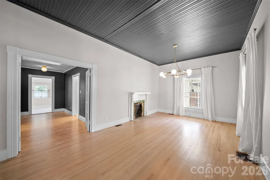 825 Montgomery Avenue Albemarle NC 28001