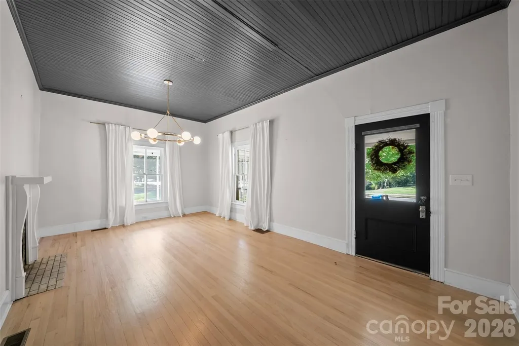 825 Montgomery Avenue Albemarle NC 28001