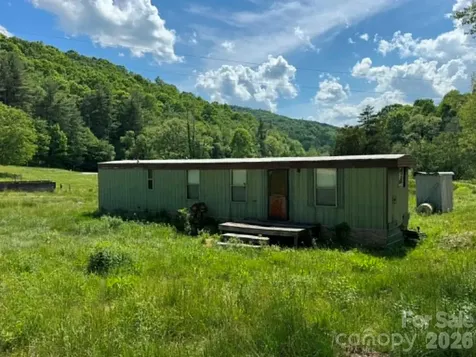 1298 Air Bellows Gap Road Sparta NC 28675