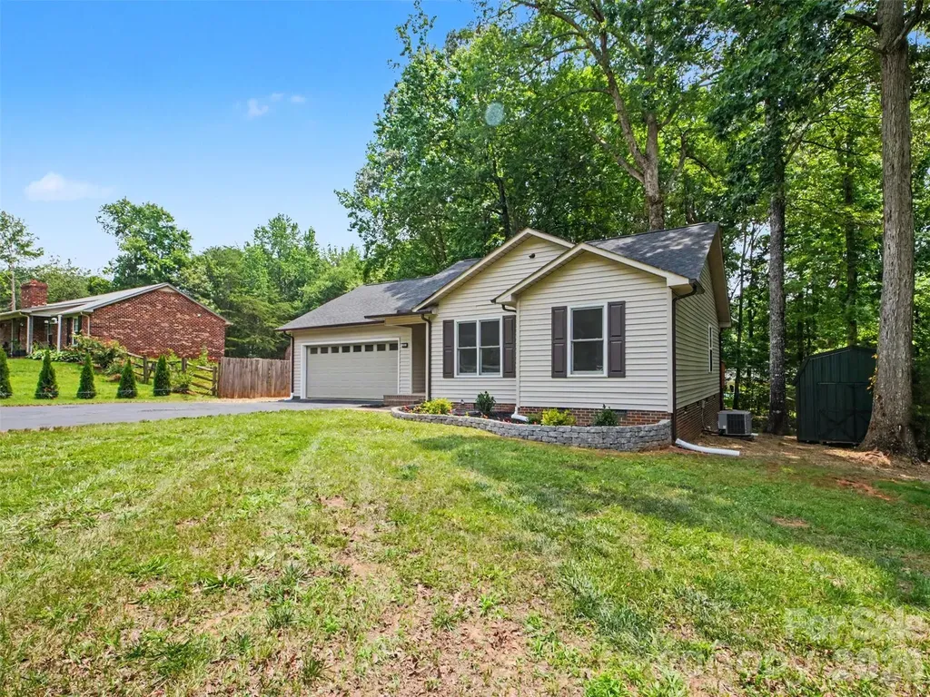 7382 Summit Drive Denver NC 28037