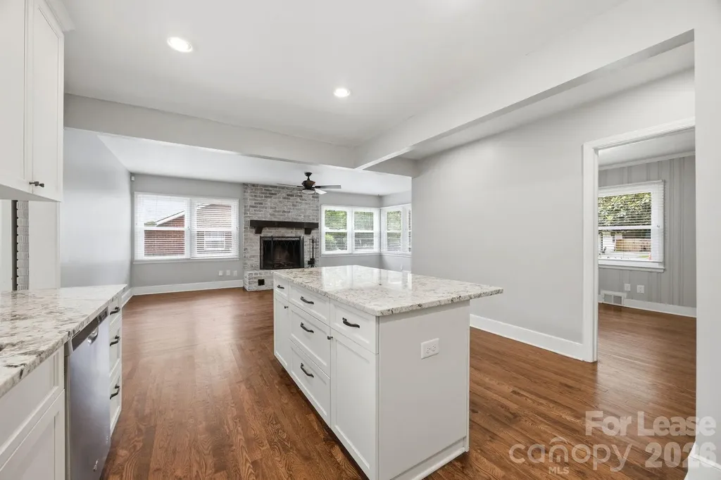 2727 Springway Drive Charlotte NC 28205