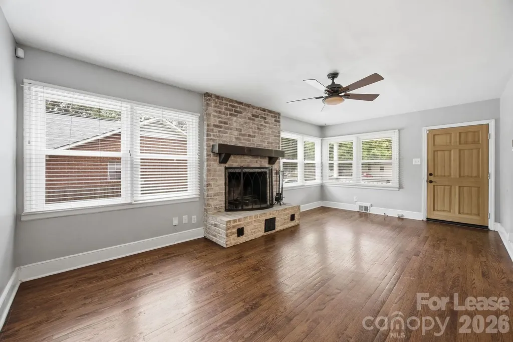 2727 Springway Drive Charlotte NC 28205
