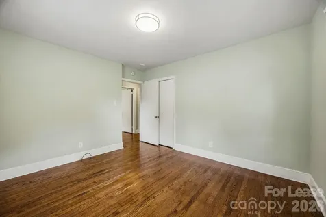 2727 Springway Drive Charlotte NC 28205