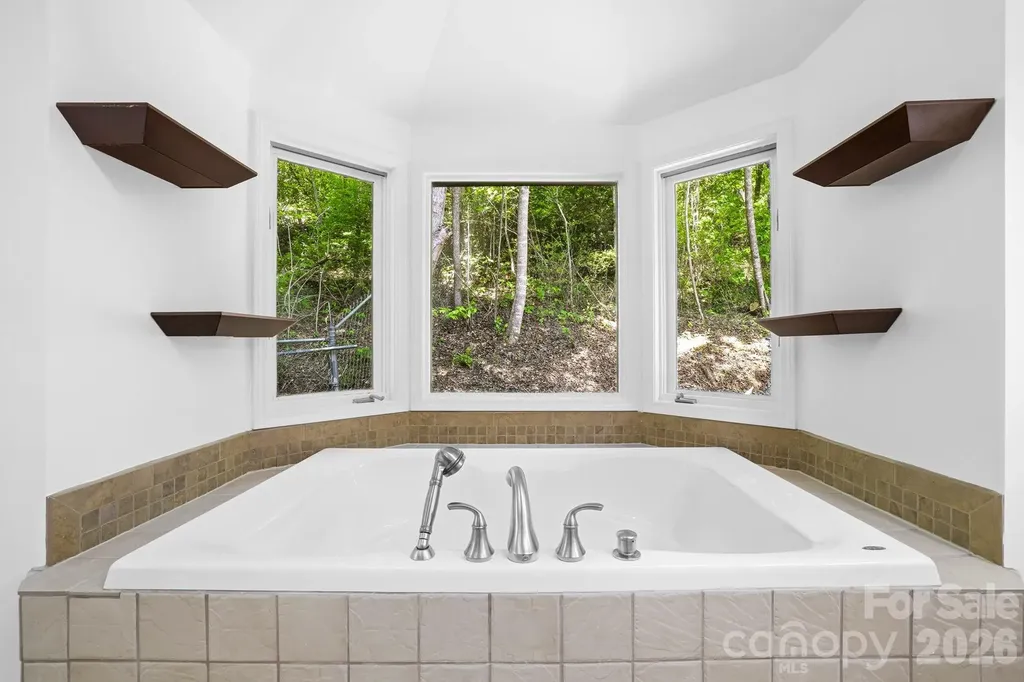 270 Blake Branch Road Sylva NC 28779