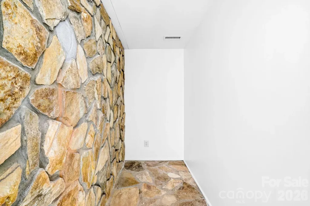 270 Blake Branch Road Sylva NC 28779