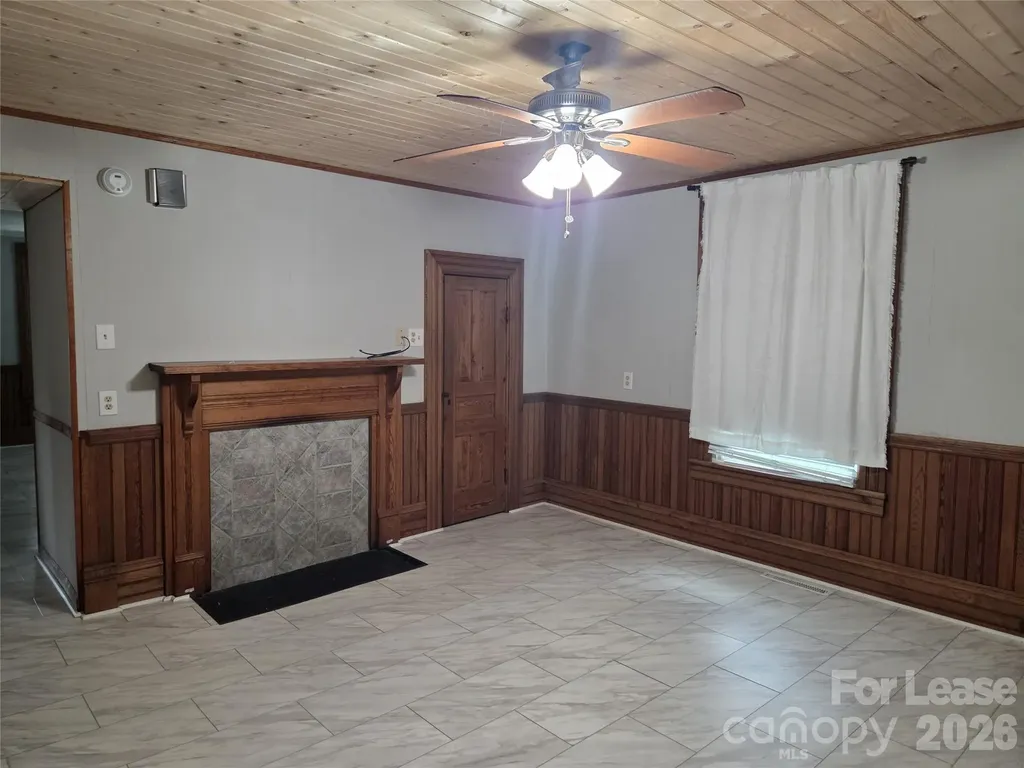 238 S Main Street Davidson NC 28036