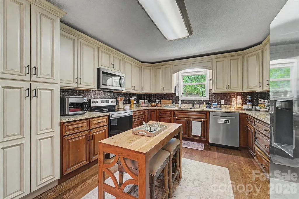 1364 Atoah Road Robbinsville NC 28771