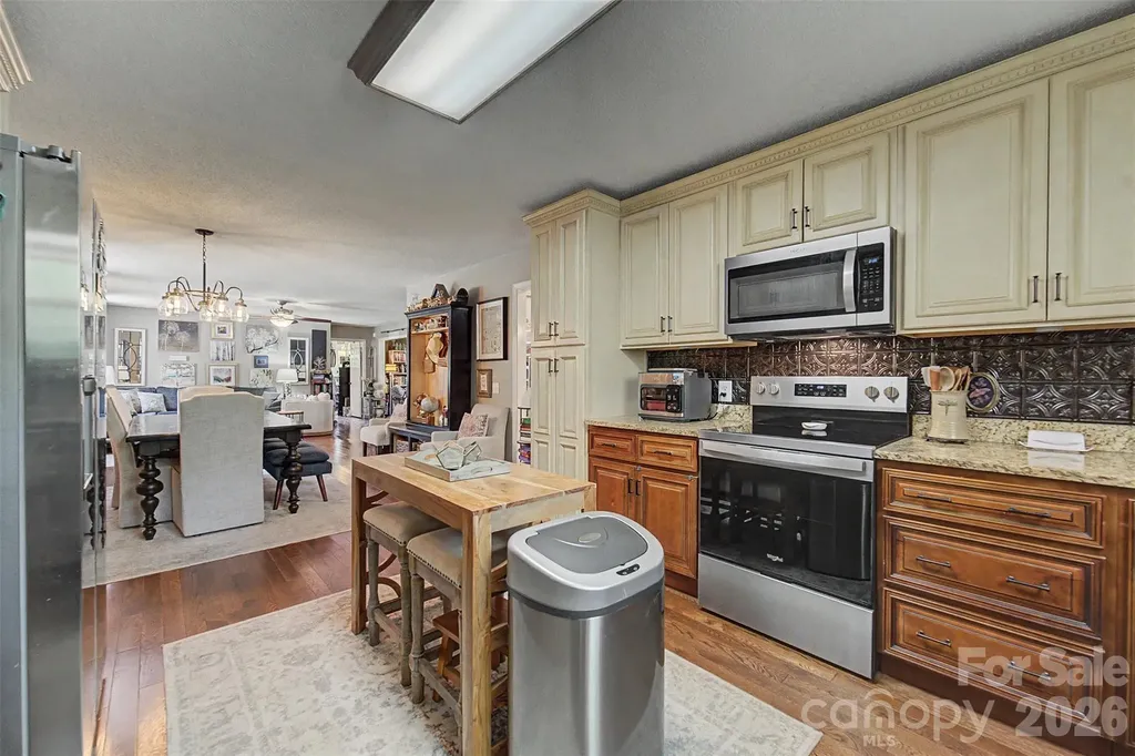 1364 Atoah Road Robbinsville NC 28771