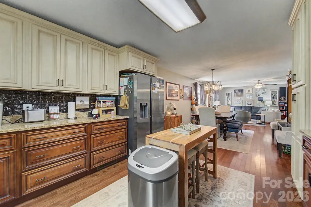 1364 Atoah Road Robbinsville NC 28771