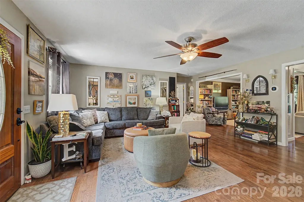1364 Atoah Road Robbinsville NC 28771