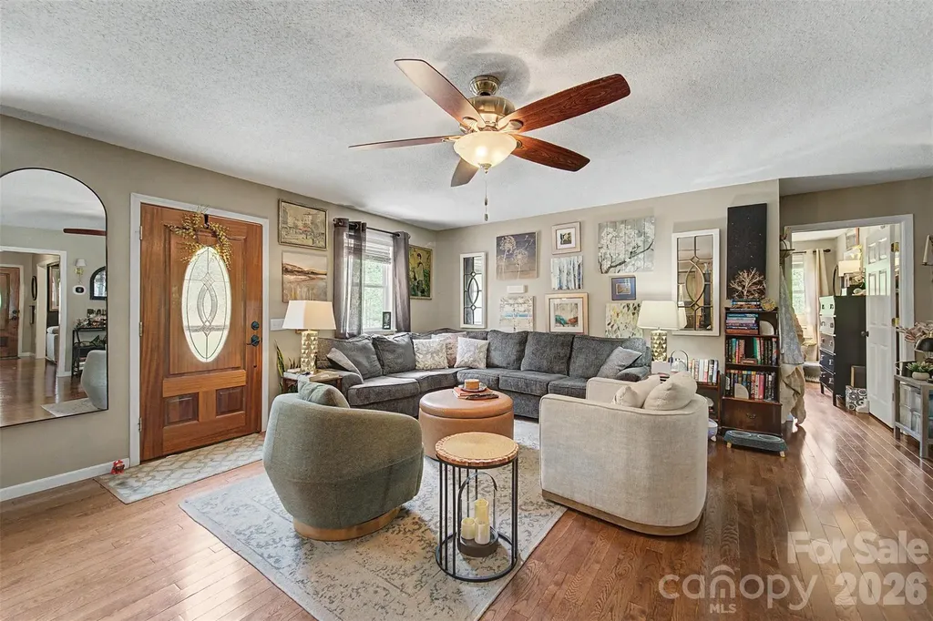 1364 Atoah Road Robbinsville NC 28771