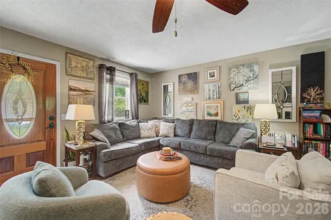 1364 Atoah Road Robbinsville NC 28771