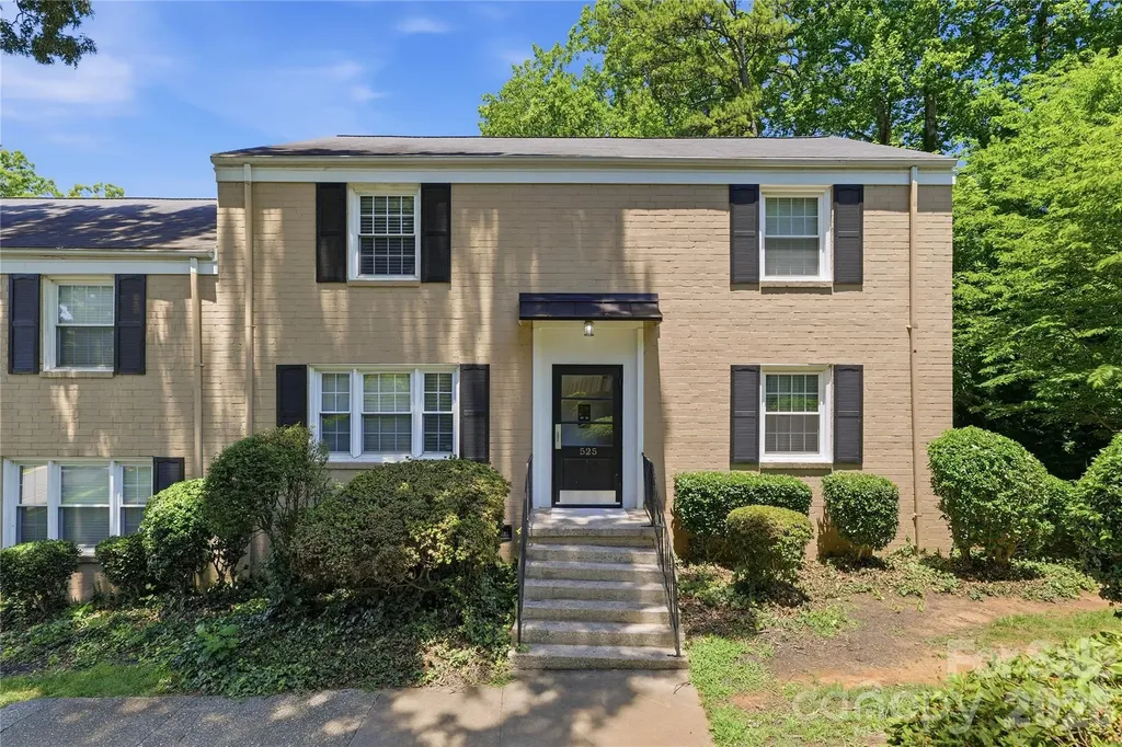 525 Wakefield Drive Charlotte NC 28209