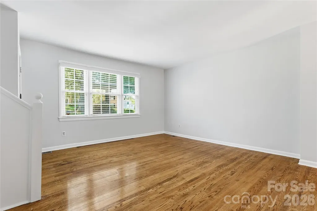 525 Wakefield Drive Charlotte NC 28209