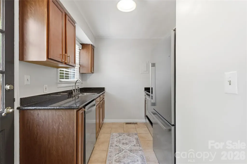 525 Wakefield Drive Charlotte NC 28209