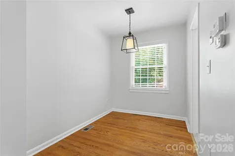 525 Wakefield Drive Charlotte NC 28209