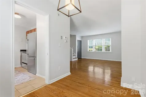 525 Wakefield Drive Charlotte NC 28209