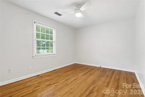 525 Wakefield Drive Charlotte NC 28209
