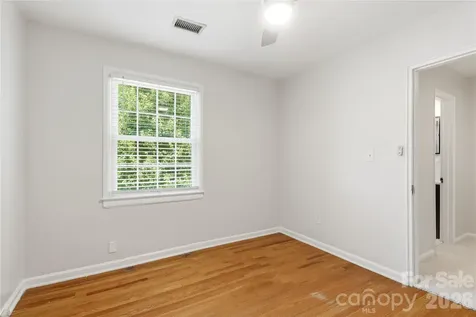 525 Wakefield Drive Charlotte NC 28209