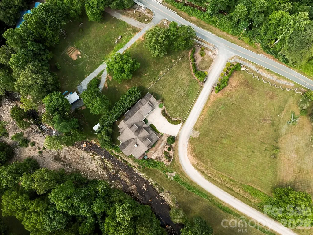 40 Shining Rock Drive Canton NC 28716
