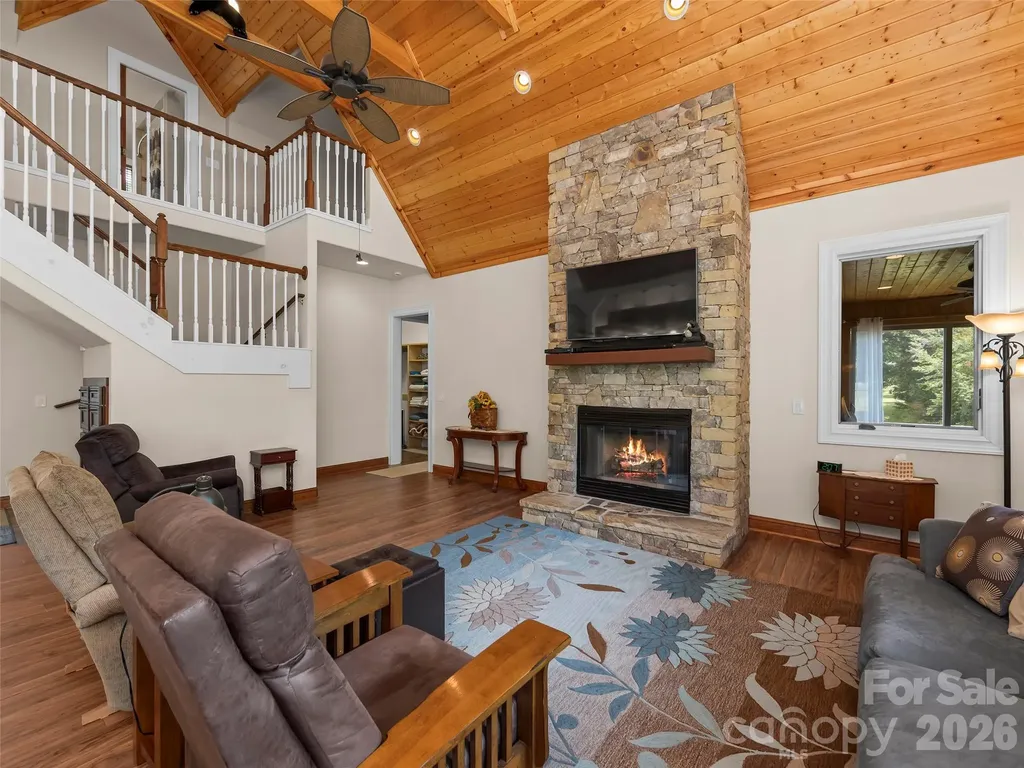 40 Shining Rock Drive Canton NC 28716