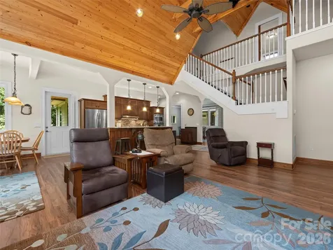 40 Shining Rock Drive Canton NC 28716