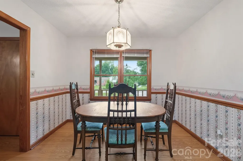 183 Dellinger Drive Statesville NC 28625